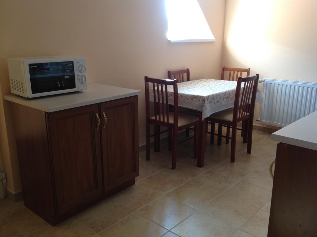 Отель Attila Apartmanhaz Хевиз Номер фото
